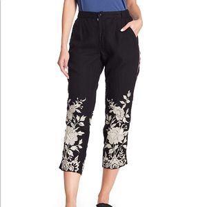 JOHNNY WAS | Embroidered Crop Pant